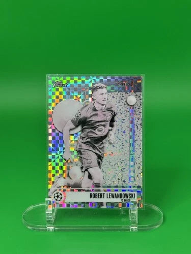 2026 Topps Finest UEFA Robert Lewandowski Negative X-Fractor 28/60 Barcelona